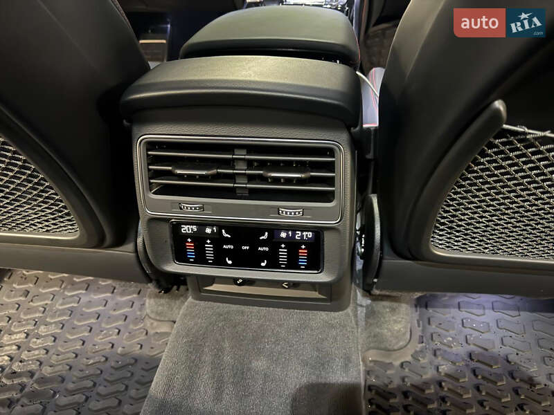 Позашляховик / Кросовер Audi Q8 2024 в Києві фото 18 Позашляховик / Кросовер Audi Q8 2024 в Києві