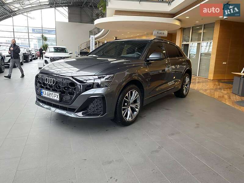 Audi Q8 2025