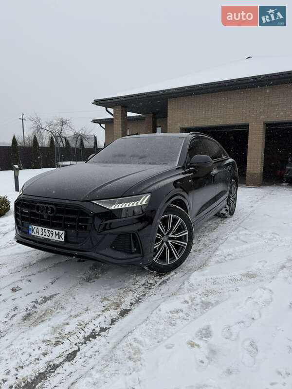 Внедорожник / Кроссовер Audi Q8 2021 в Сумах