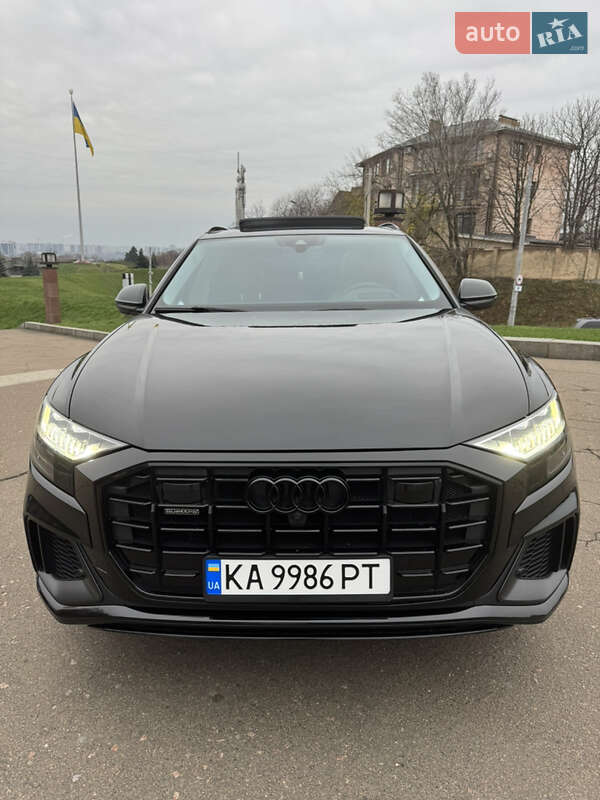 Audi Q8 2022