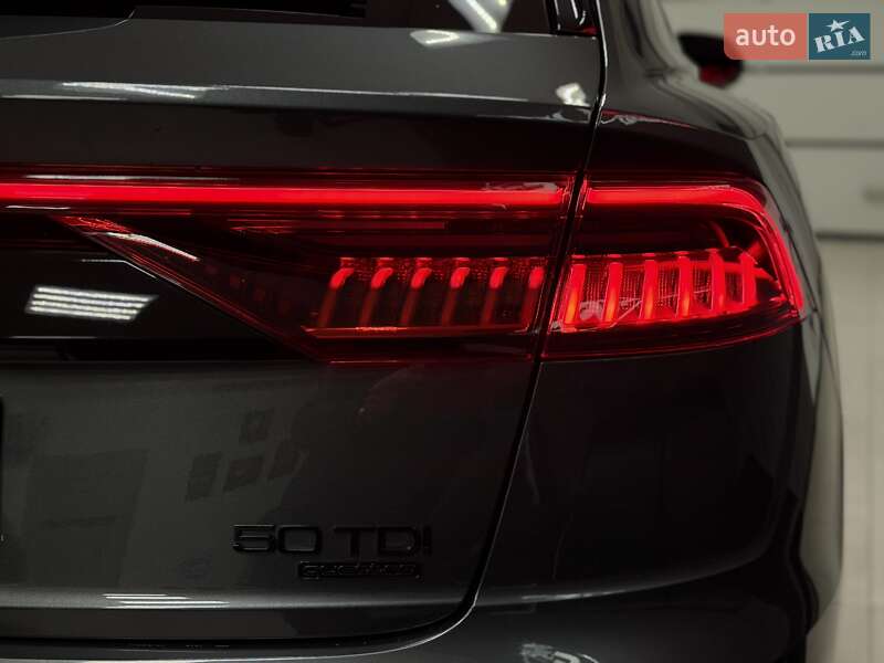 Внедорожник / Кроссовер Audi Q8 2020 в Тернополе