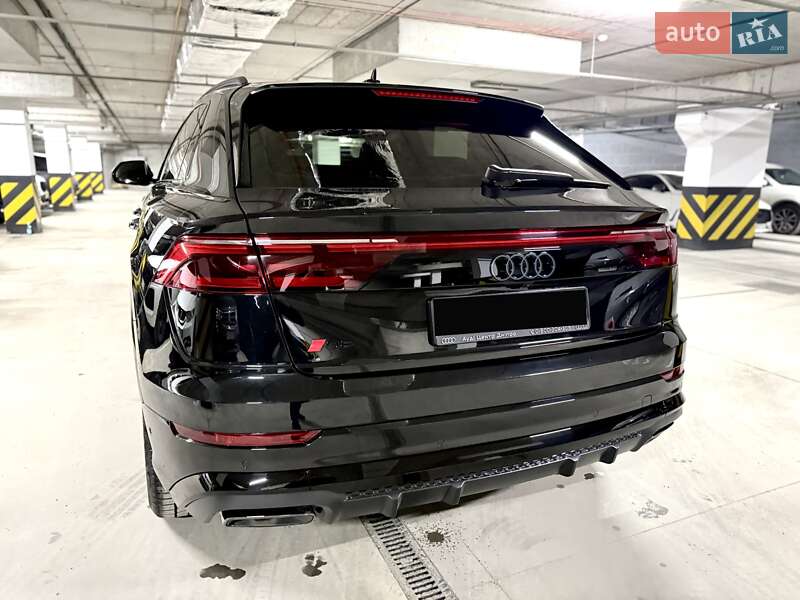 Внедорожник / Кроссовер Audi Q8 2024 в Днепре