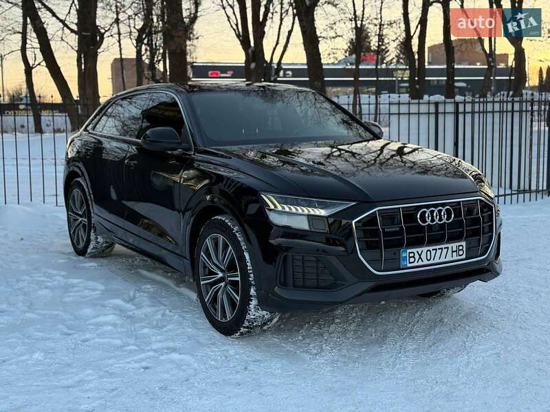 Внедорожник / Кроссовер Audi Q8 2022 в Хмельницком