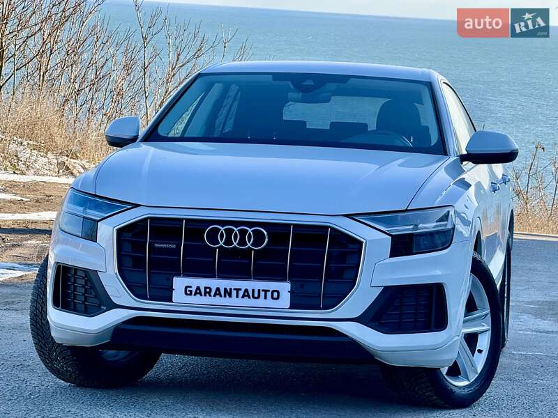 Позашляховик / Кросовер Audi Q8 2022 в Одесі