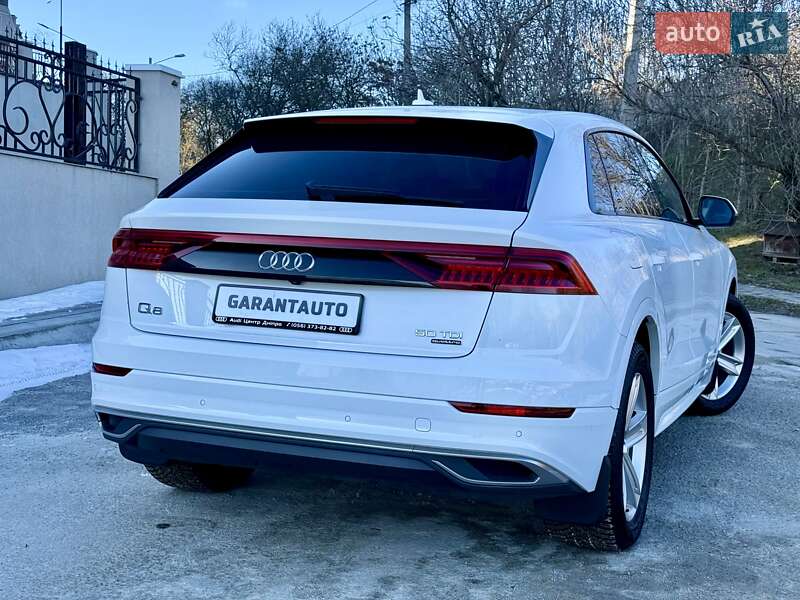 Позашляховик / Кросовер Audi Q8 2022 в Одесі