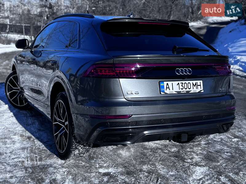 Позашляховик / Кросовер Audi Q8 2020 в Києві