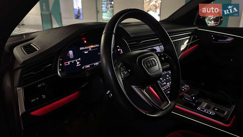 Позашляховик / Кросовер Audi Q8 2020 в Києві