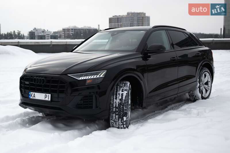 Позашляховик / Кросовер Audi Q8 2022 в Києві