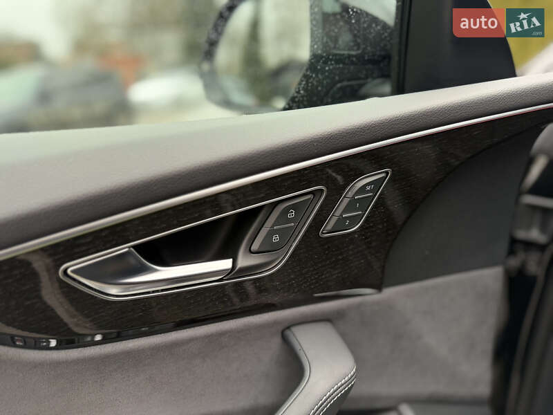 Позашляховик / Кросовер Audi Q8 2024 в Львові фото 37 Позашляховик / Кросовер Audi Q8 2024 в Львові