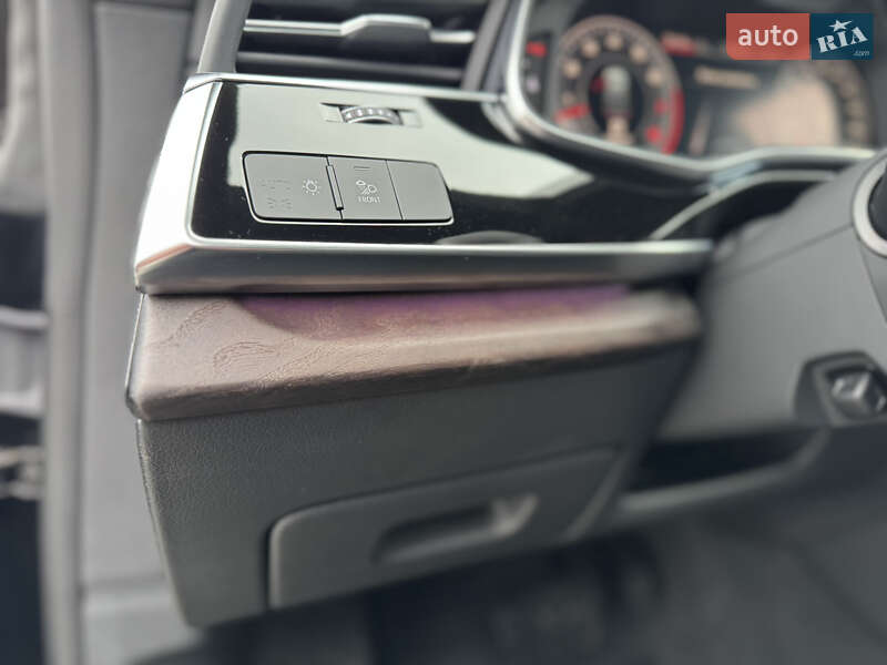 Позашляховик / Кросовер Audi Q8 2019 в Івано-Франківську фото 26 Позашляховик / Кросовер Audi Q8 2019 в Івано-Франківську