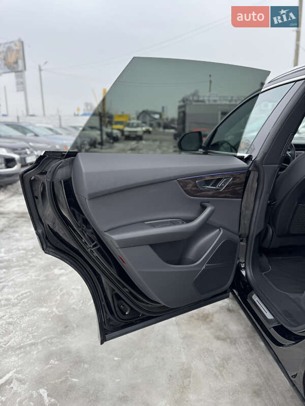 Позашляховик / Кросовер Audi Q8 2019 в Івано-Франківську фото 28 Позашляховик / Кросовер Audi Q8 2019 в Івано-Франківську