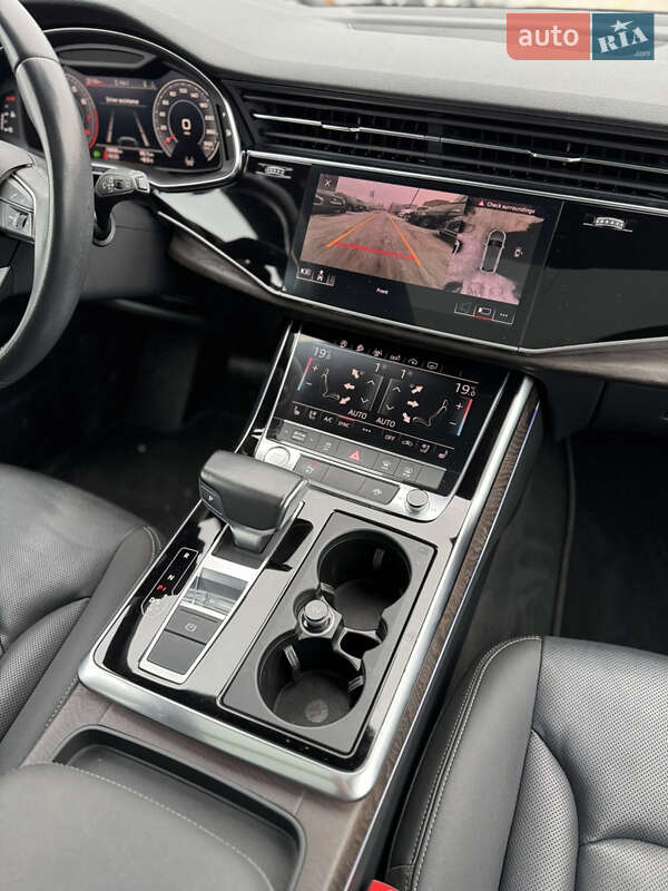Позашляховик / Кросовер Audi Q8 2019 в Івано-Франківську фото 47 Позашляховик / Кросовер Audi Q8 2019 в Івано-Франківську