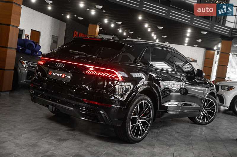 Позашляховик / Кросовер Audi Q8 2023 в Одесі