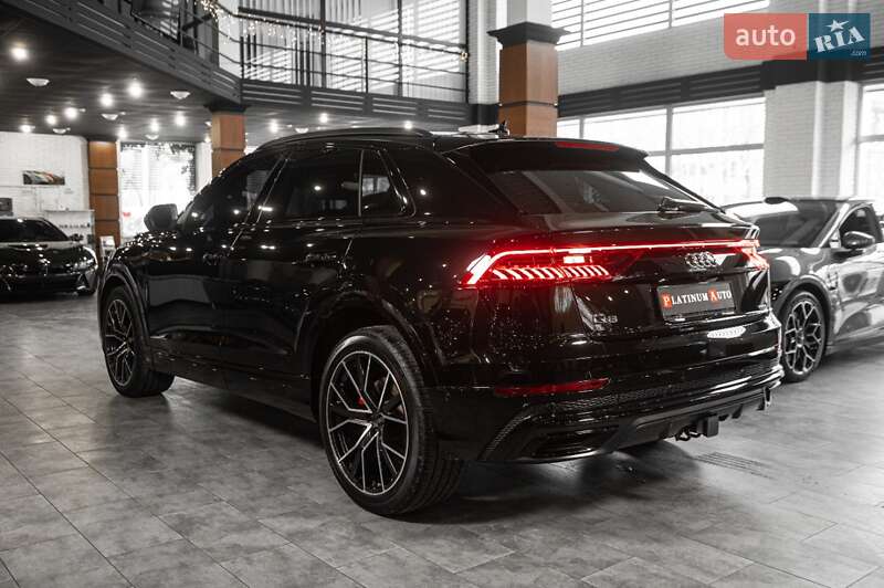 Позашляховик / Кросовер Audi Q8 2023 в Одесі