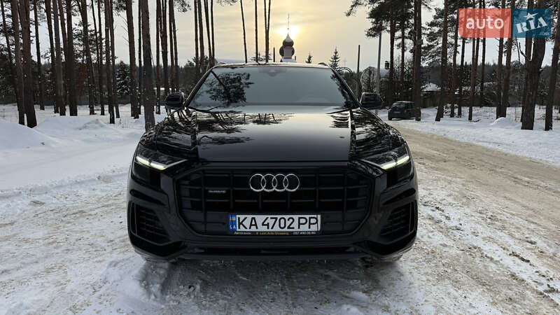 Позашляховик / Кросовер Audi Q8 2018 в Києві