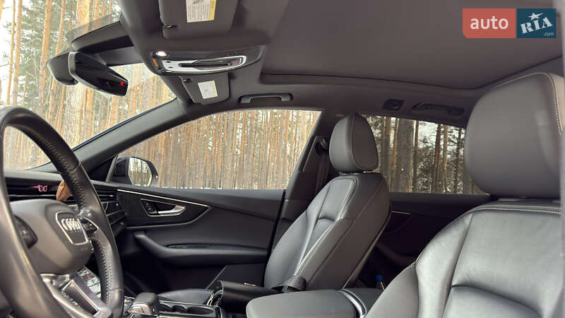 Позашляховик / Кросовер Audi Q8 2018 в Києві