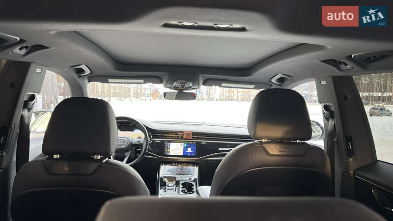 Позашляховик / Кросовер Audi Q8 2018 в Києві