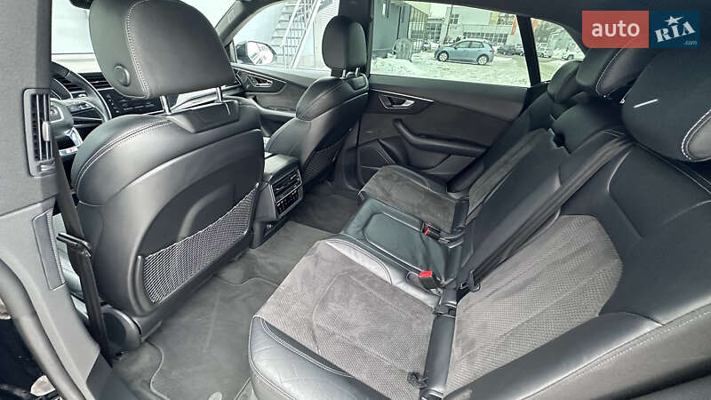Позашляховик / Кросовер Audi Q8 2018 в Хмельницькому