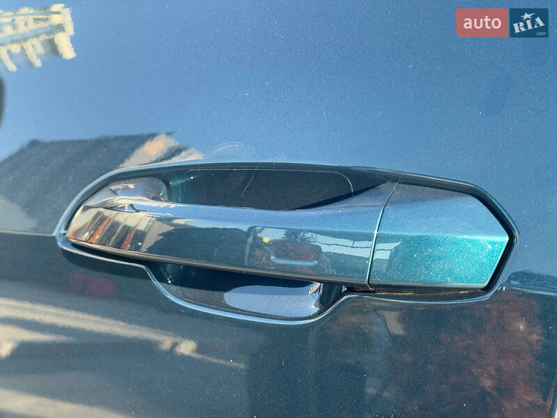 Позашляховик / Кросовер Audi Q8 2018 в Києві фото 7 Позашляховик / Кросовер Audi Q8 2018 в Києві