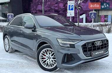 Внедорожник / Кроссовер Audi Q8 2018 в Киеве