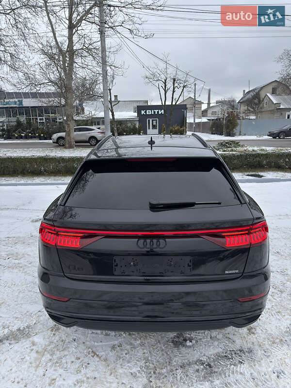 Внедорожник / Кроссовер Audi Q8 2021 в Одессе