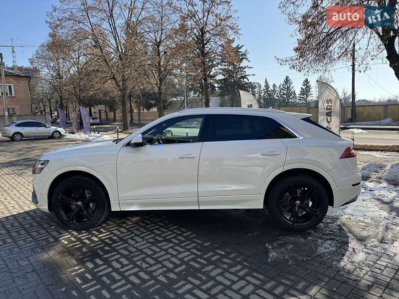 Внедорожник / Кроссовер Audi Q8 2018 в Ровно