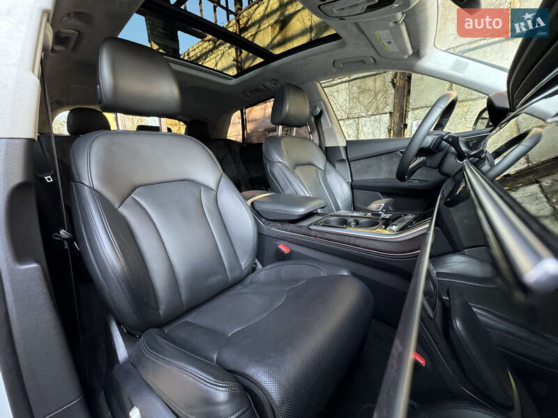 Позашляховик / Кросовер Audi Q8 2020 в Львові