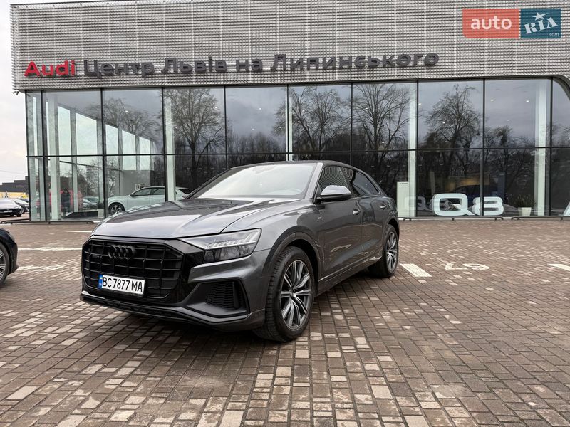Позашляховик / Кросовер Audi Q8 2018 в Львові