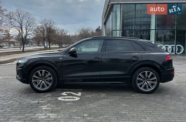 Внедорожник / Кроссовер Audi Q8 2022 в Харькове