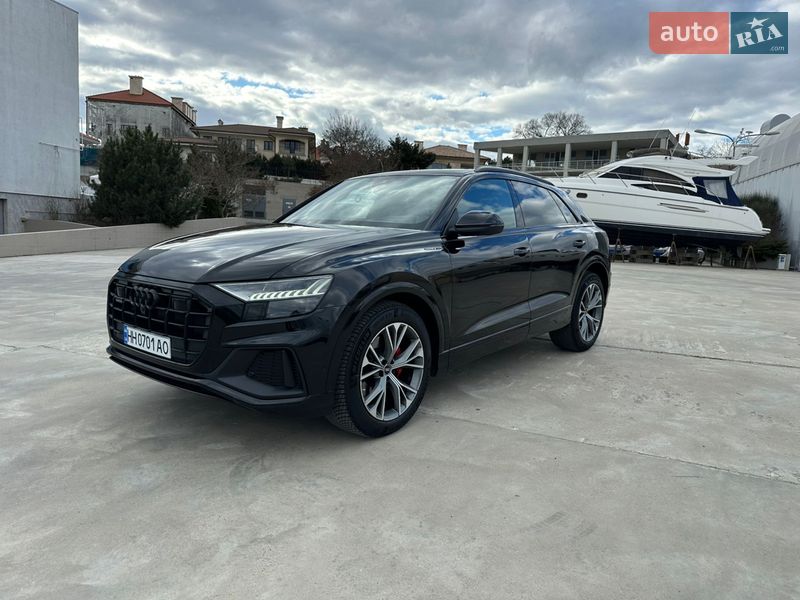 Audi Q8 2021