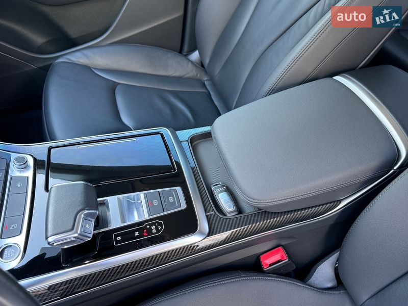 Внедорожник / Кроссовер Audi Q8 2023 в Виннице