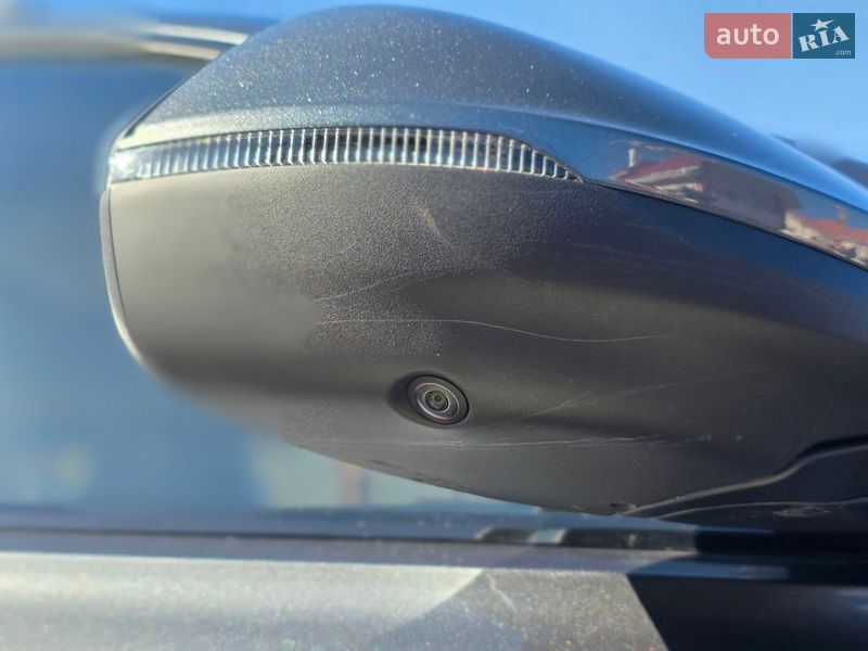 Внедорожник / Кроссовер Audi Q8 2019 в Ровно