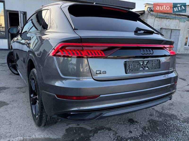 Позашляховик / Кросовер Audi Q8 2018 в Тернополі