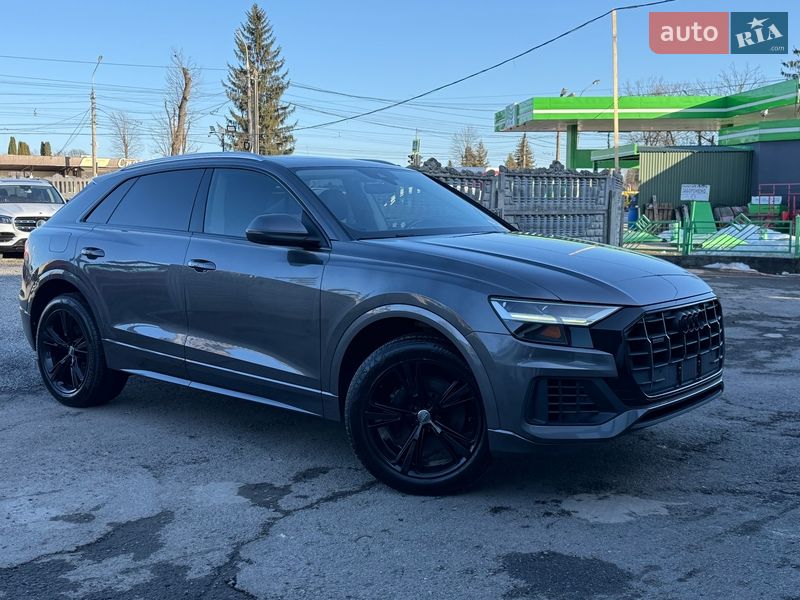 Позашляховик / Кросовер Audi Q8 2018 в Тернополі
