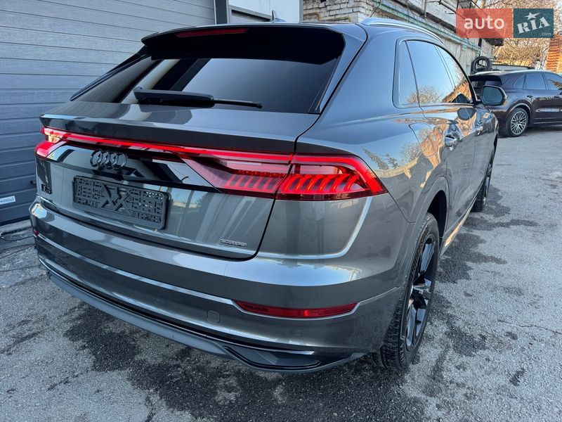 Позашляховик / Кросовер Audi Q8 2018 в Тернополі