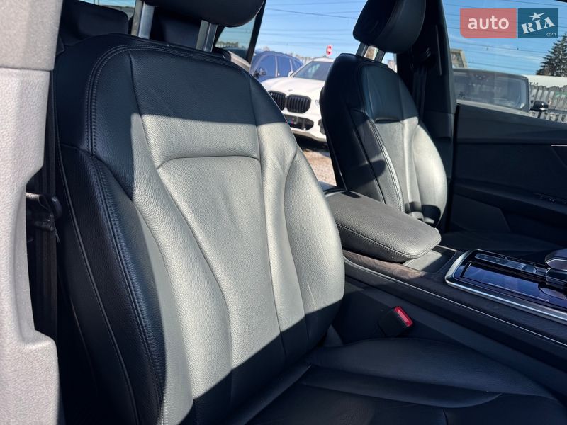 Позашляховик / Кросовер Audi Q8 2019 в Тернополі