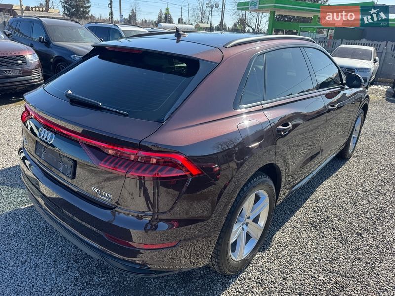 Позашляховик / Кросовер Audi Q8 2019 в Тернополі