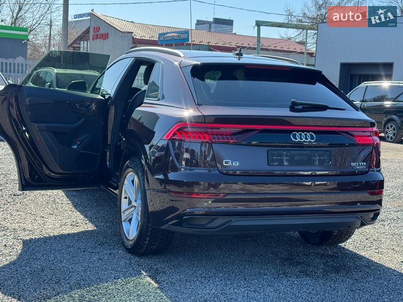 Позашляховик / Кросовер Audi Q8 2019 в Тернополі