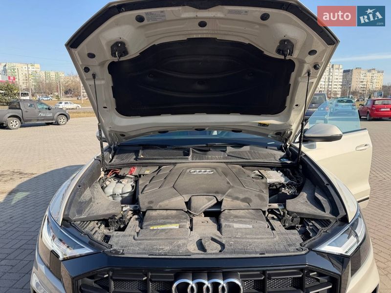 Внедорожник / Кроссовер Audi Q8 2020 в Львове