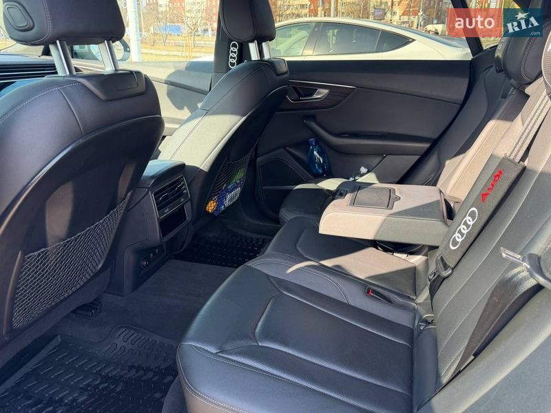 Внедорожник / Кроссовер Audi Q8 2020 в Львове