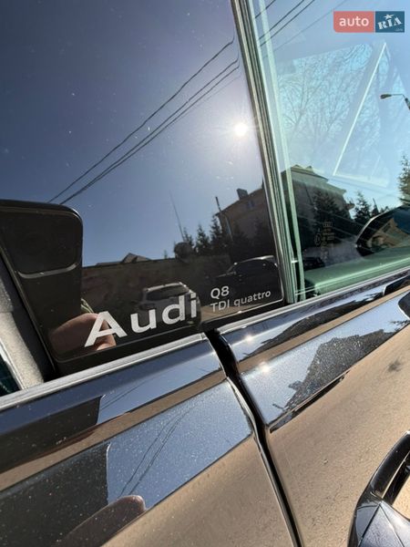 Внедорожник / Кроссовер Audi Q8 2023 в Дубно