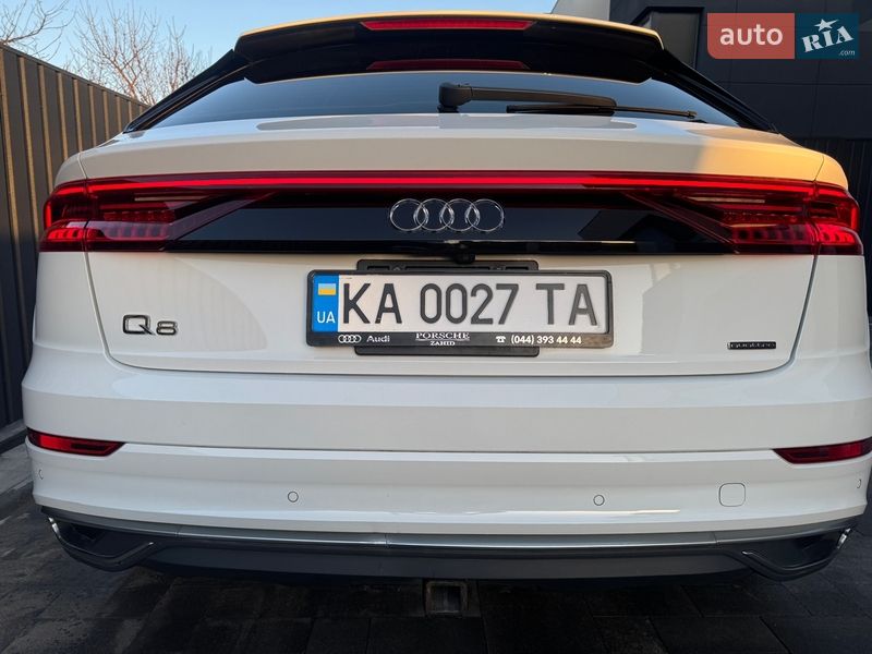 Позашляховик / Кросовер Audi Q8 2018 в Києві