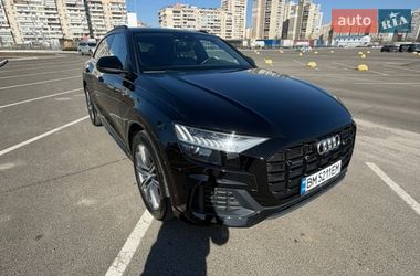 Позашляховик / Кросовер Audi Q8 2018 в Києві