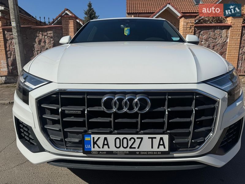 Позашляховик / Кросовер Audi Q8 2018 в Києві