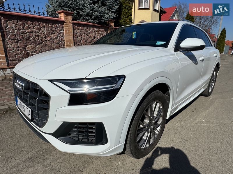 Позашляховик / Кросовер Audi Q8 2018 в Києві