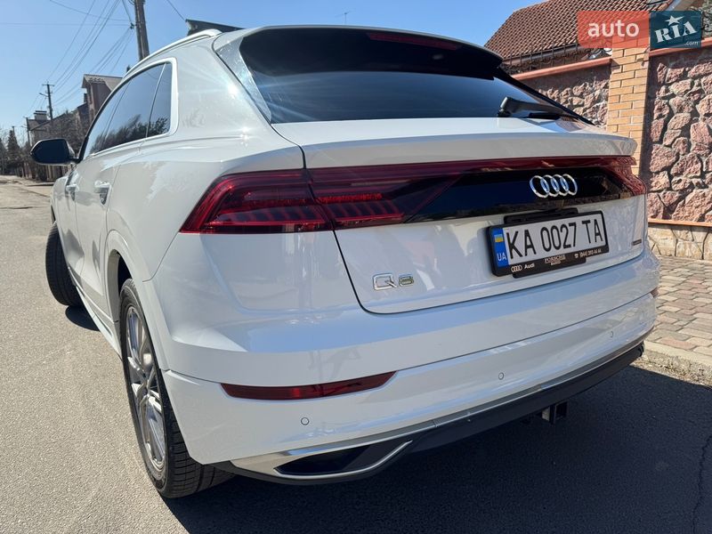 Позашляховик / Кросовер Audi Q8 2018 в Києві