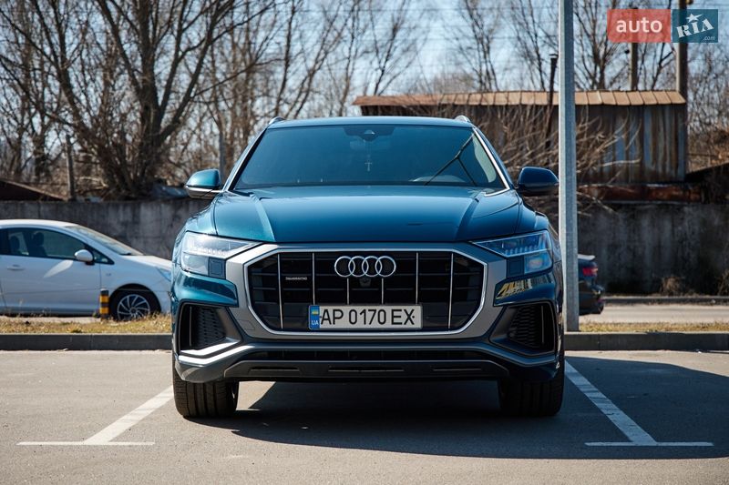 Внедорожник / Кроссовер Audi Q8 2019 в Киеве