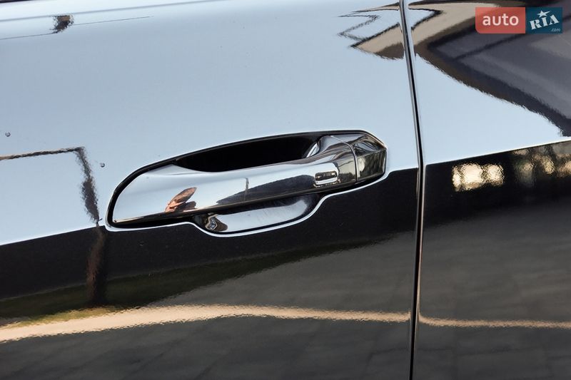 Позашляховик / Кросовер Audi Q8 2020 в Ужгороді