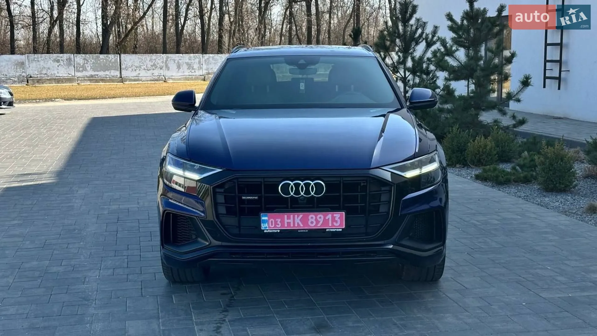 2019 Audi Q8 - мініатюра 2