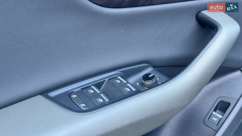 Внедорожник / Кроссовер Audi Q8 2019 в Луцке